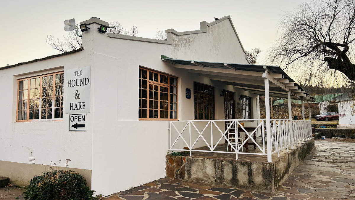 Ресторан The Hound & Hare. Фото автора. ЮАР, 2024. 