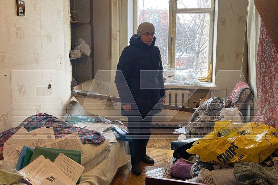 Надежда Буянова после обысков в своей квартире. Фото: Telegram-канал Baza