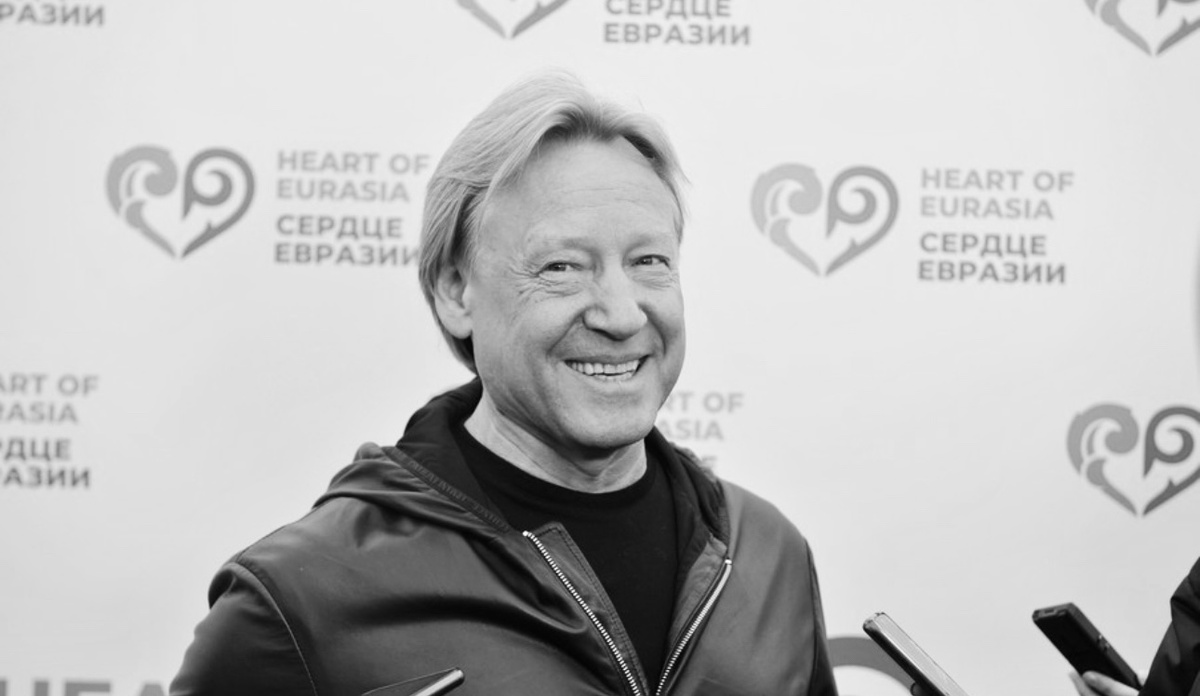 Дмитрий Харатьян