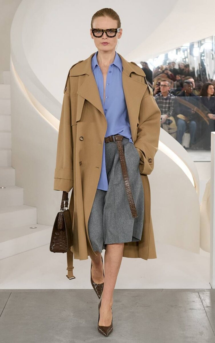Источник Vogue runway