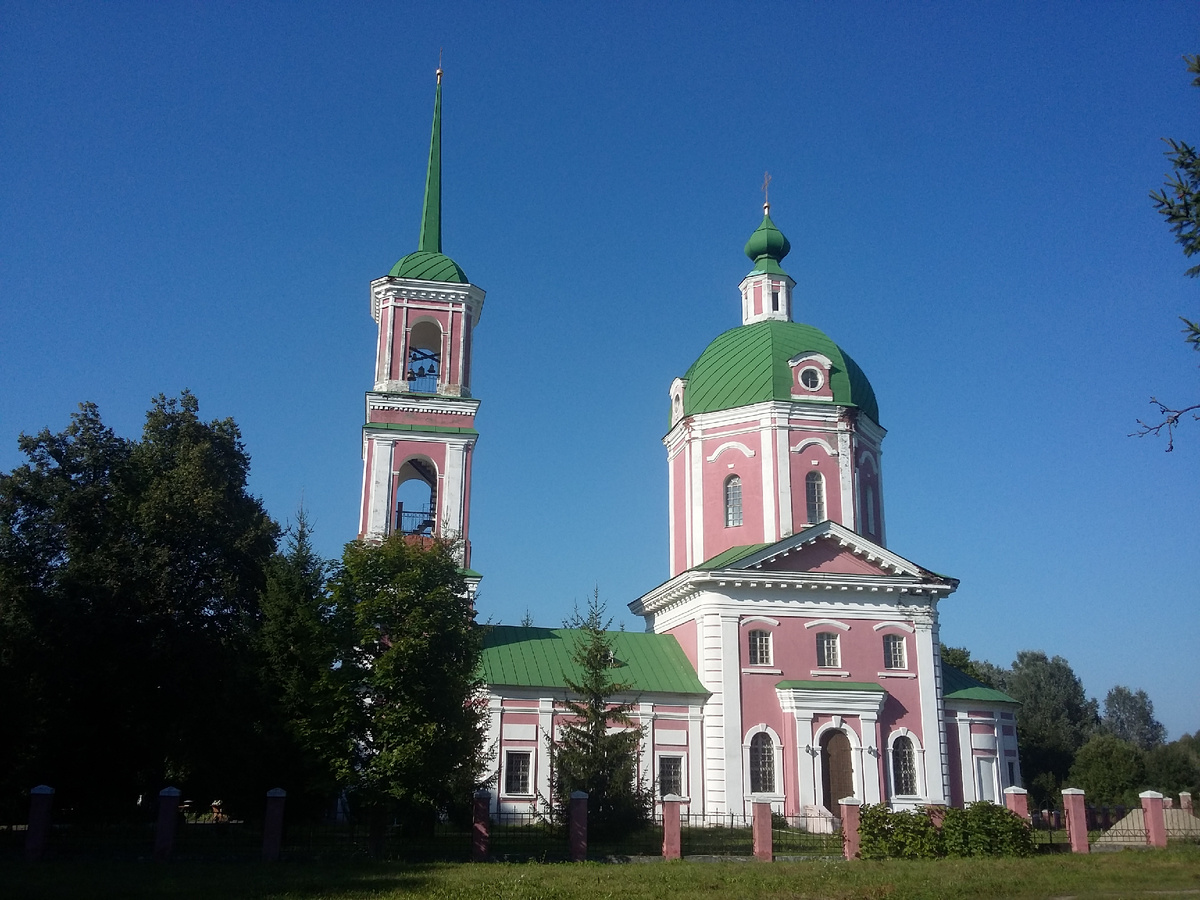 Успенский храм в Овстуге. 2023 год. 