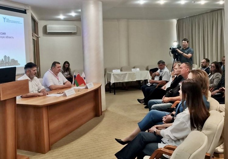    Саратовские компании готовы экспортировать в Беларусь семена подсолнечника и подсолнечное масло