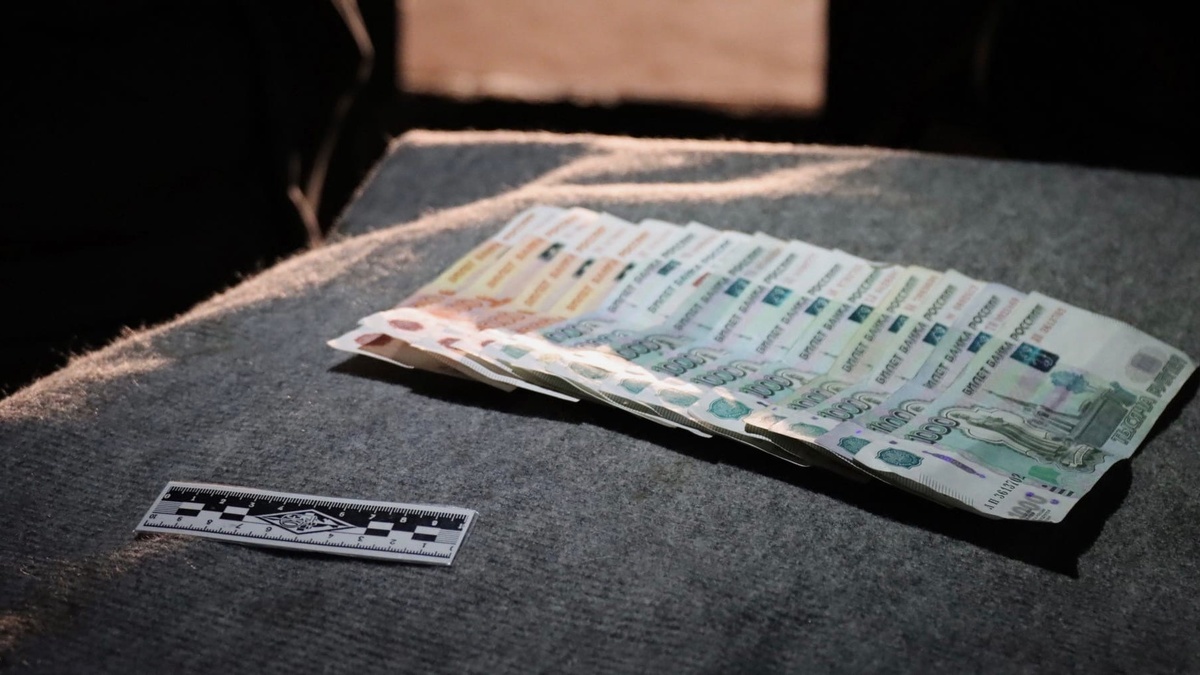    Начальника управления по вопросам миграции УМВД России по Югре будут судить за взятки