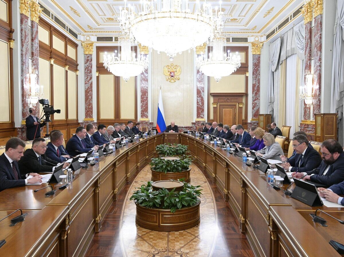    Председатель правительства РФ Михаил Мишустин проводит совещание с членами кабинета министров РФ© РИА Новости / Александр Астафьев