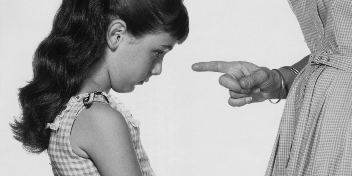 В этой статье я расскажу о том, как токсичные родители влияют на своих детей, узнаем признаки токсичного поведения и рекомендации по улучшению своего психологического состояния