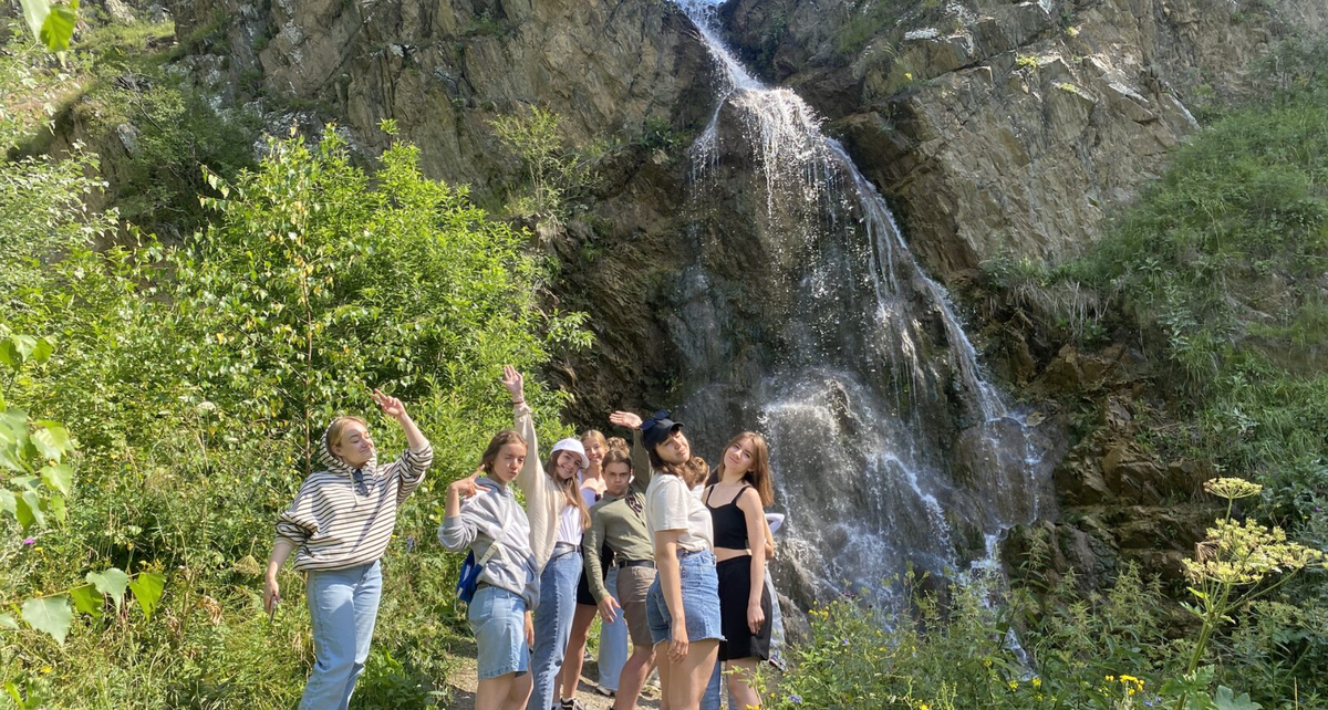 Путешествие на Кавказ. Источник: фотобанк Trip family.