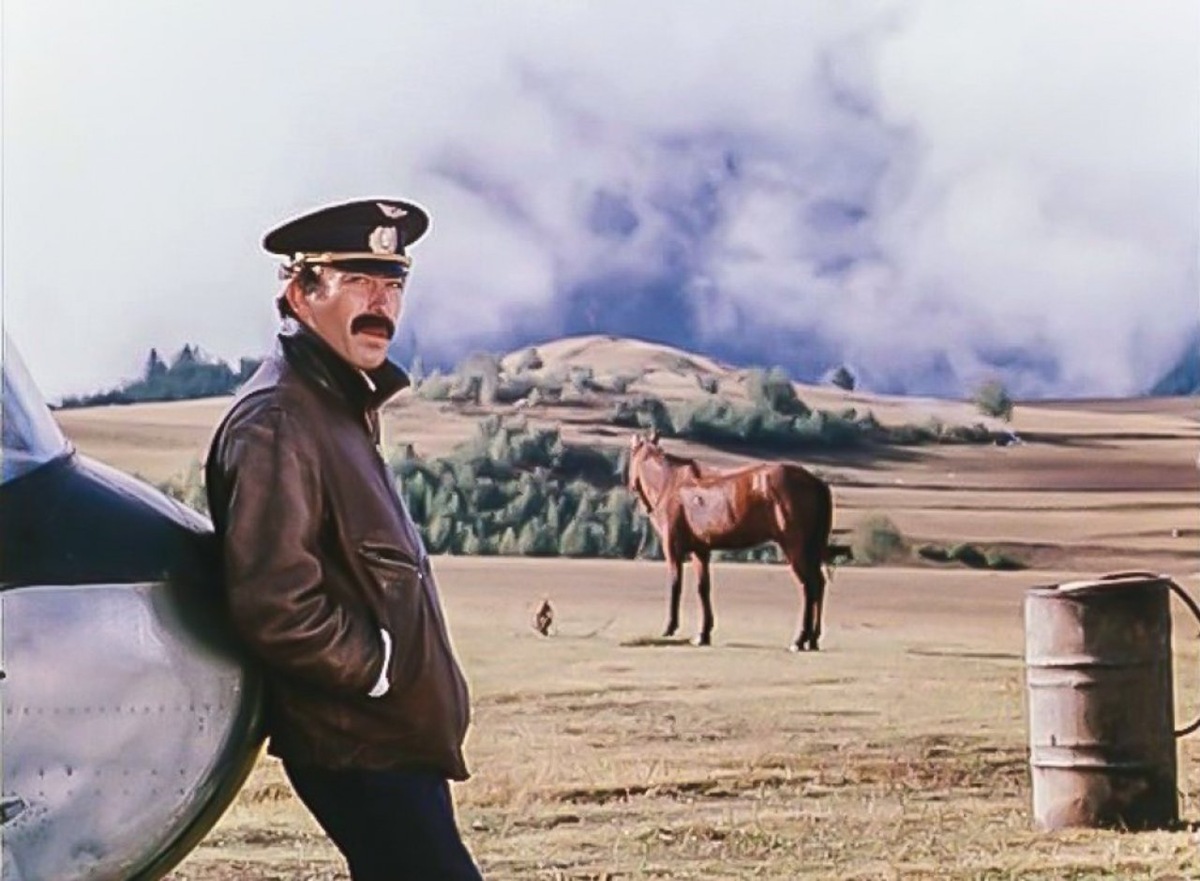 "— Садитесь, пожалуйста. — Спасибо, я пешком постою…" Фото: darminaopel.ru