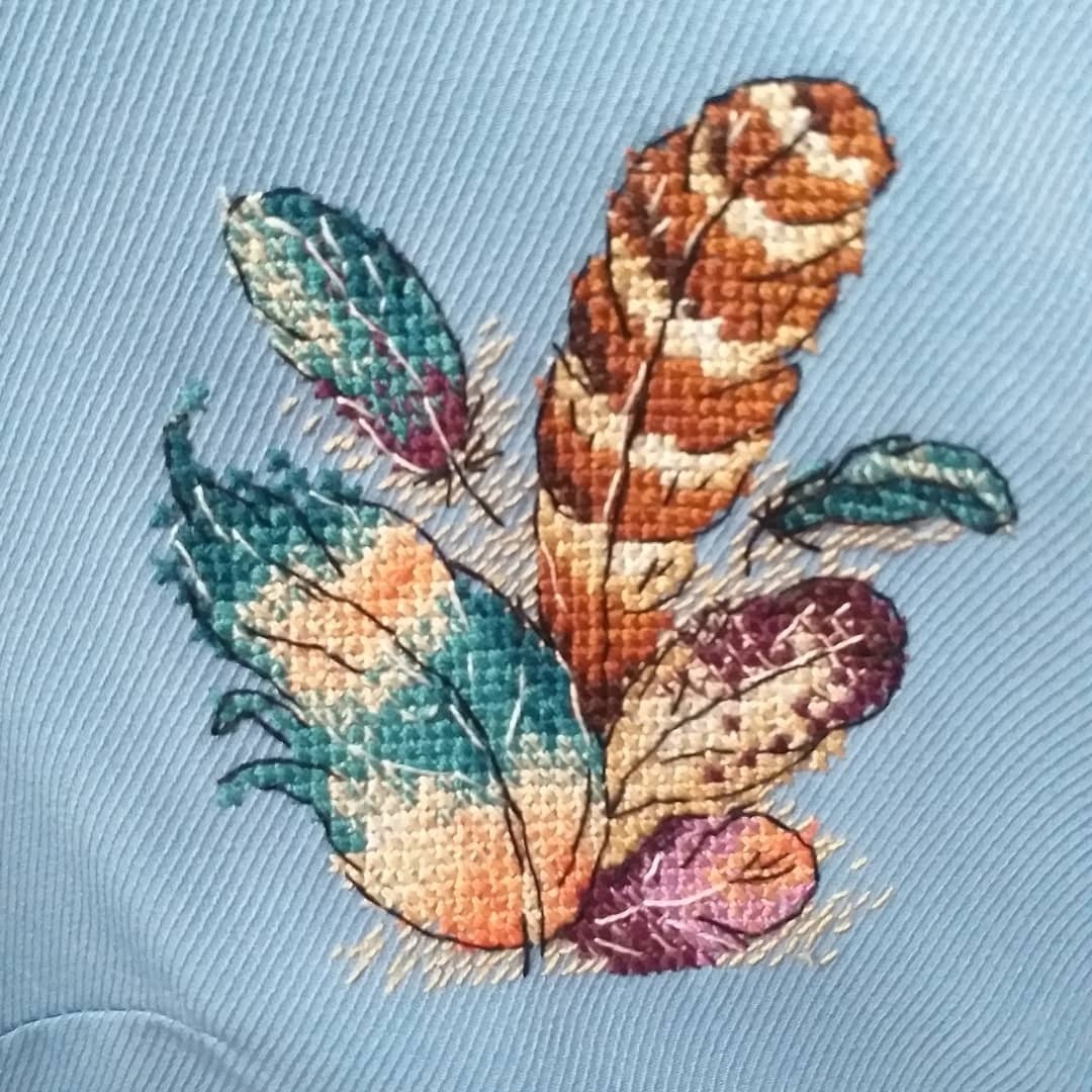 Перья на платье от "Жар-птицы"