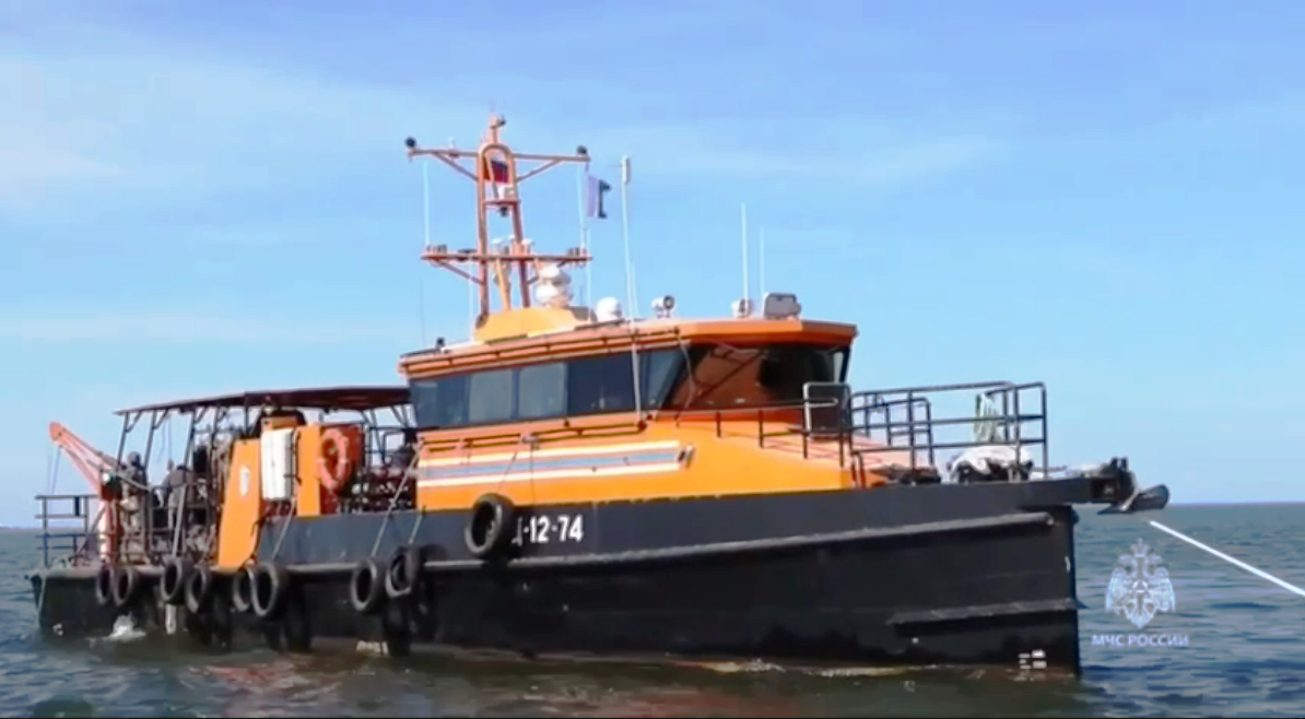 Здесь и далее стоп-кадры съемки МЧС России.