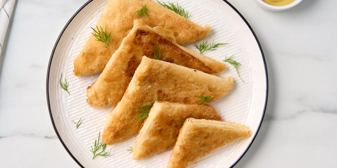 Конвертики из лаваша с сыром