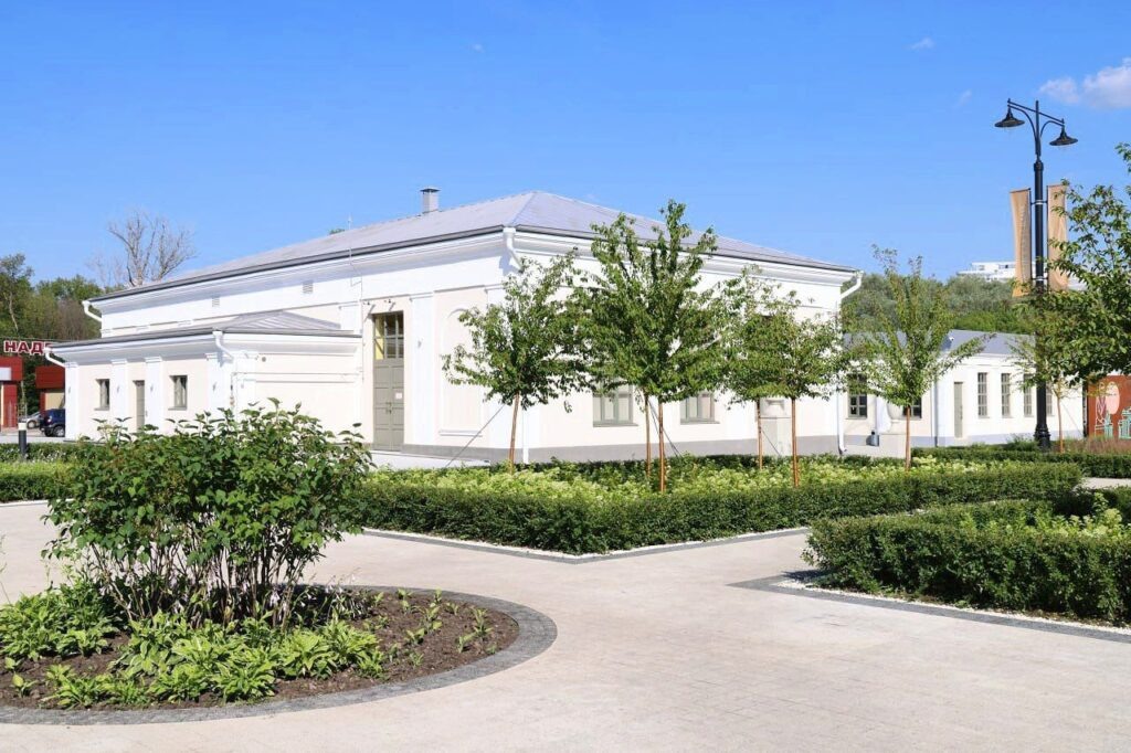 Листайте вправо, чтобы увидеть больше изображений