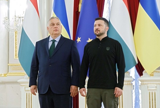    Виктор Орбан и Владимир Зеленский