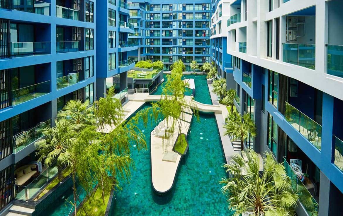 Внутренний двор одного из кондоминимумов