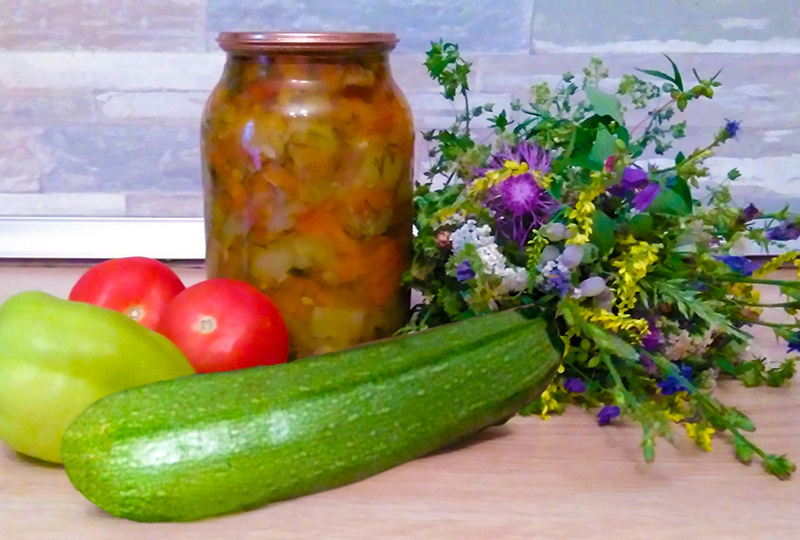 Тушеные кабачки с овощами на зиму