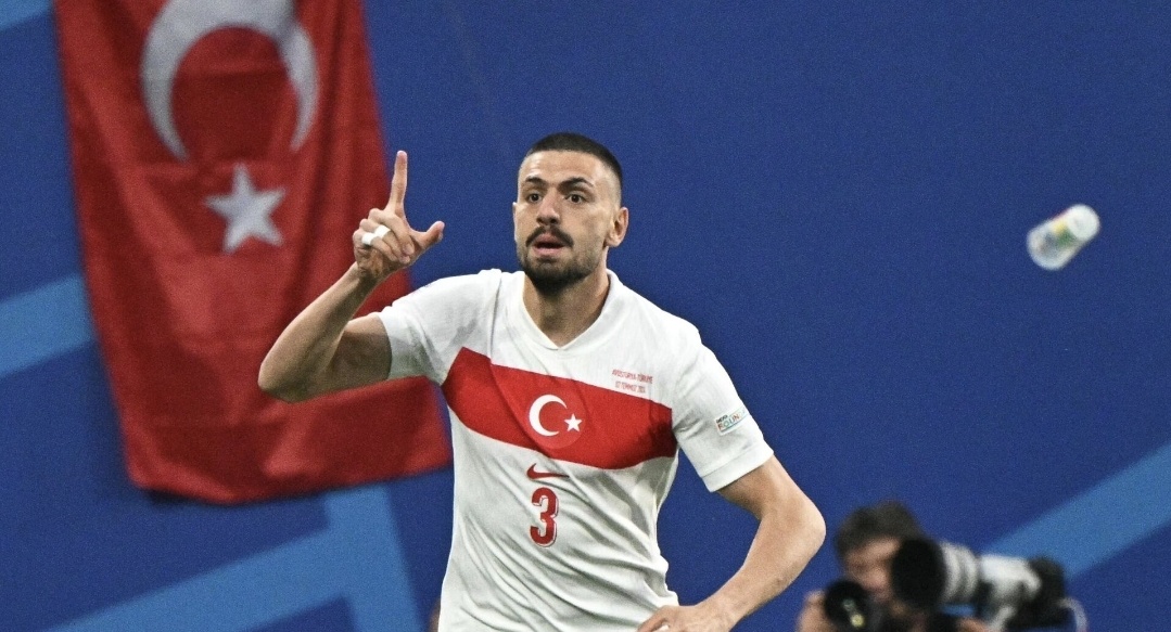 Мерих Демирал забил самый быстрый гол в истории плей-офф чемпионатов Европы. Фото РИА Новости