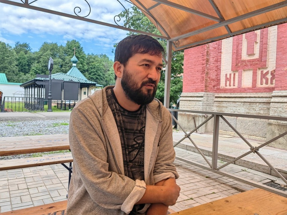    Алеша — Алишер. Юлия АНДРИЕНКО