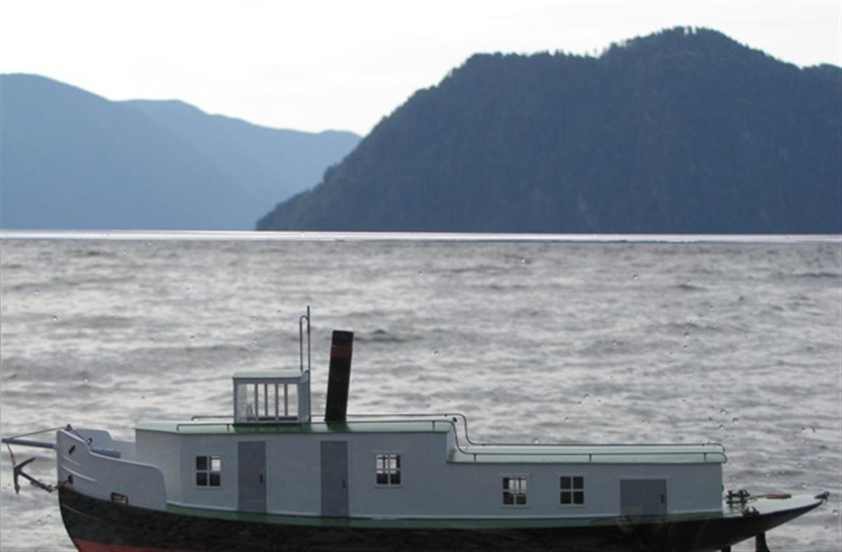 Пароход Св. Иннокентий Николай и медведь В. Климов.