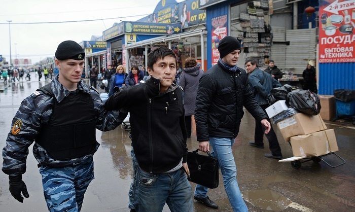    Миграция на марше