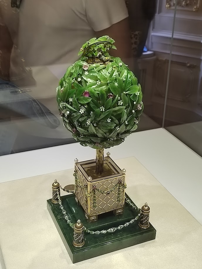 Пасхальное яйцо «Лавровое дерево»