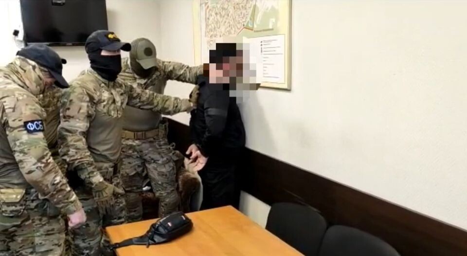    Задержание. Источник: кадр оперативного видео УФСБ по Алтайскому краю