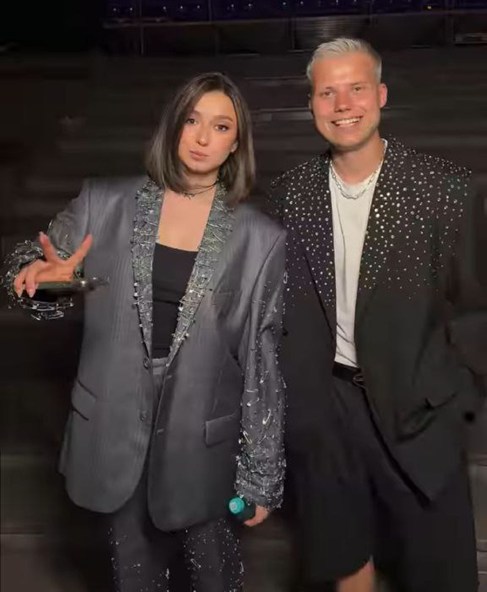    Камила Валиева и Леша Янгер на Всероссийском выпускномСоцсети Камилы Валиевой