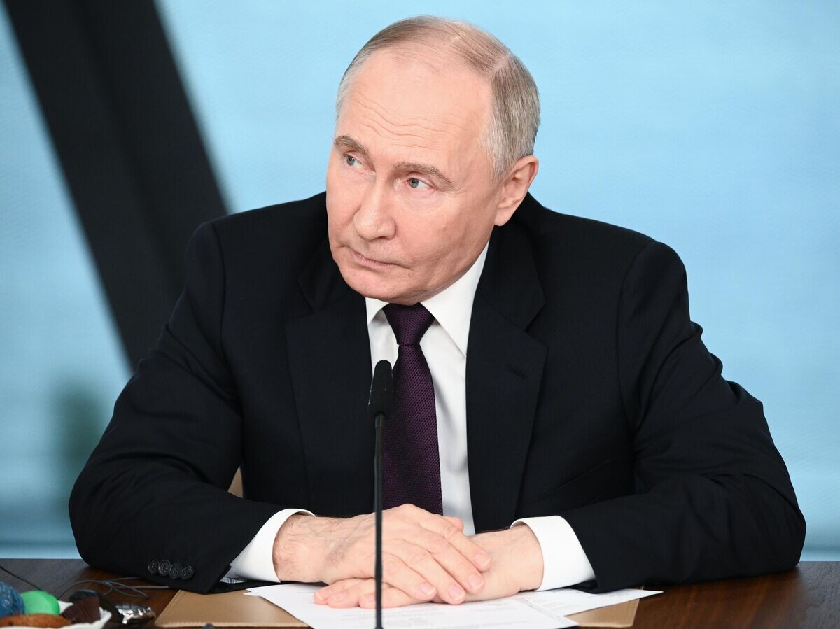    Президент России Владимир Путин проводит встречу с руководителями международных информационных агентств© РИА Новости / POOL
