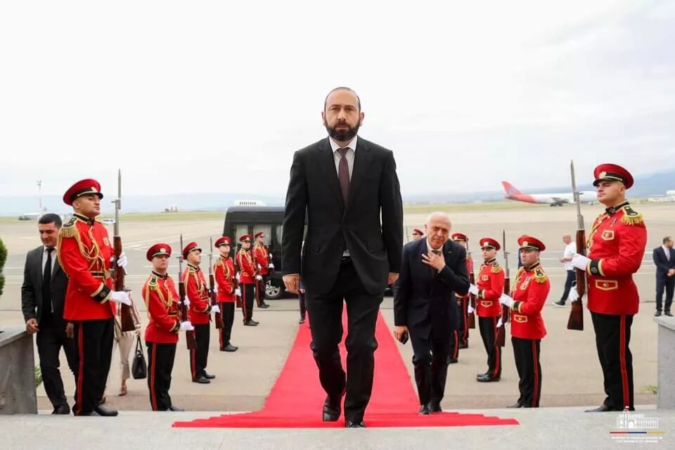 © Photo : press office of MFA of RA