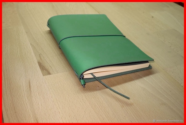 Дневник Ларисы Ринат читал и перечитывал много раз за своб жизнь и позже, когда судьба послала ему самое серьезное испытание в жизни, он читал его, как Коран или Библию читает верующий и находил в нем слова поддержки.