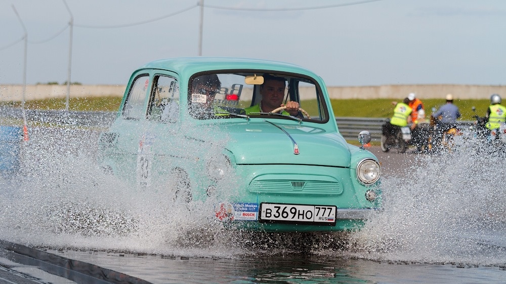 Запорожец ЗАЗ 965 АЭ Ялта- первый автомобиль в коллекции семьи Никулиных