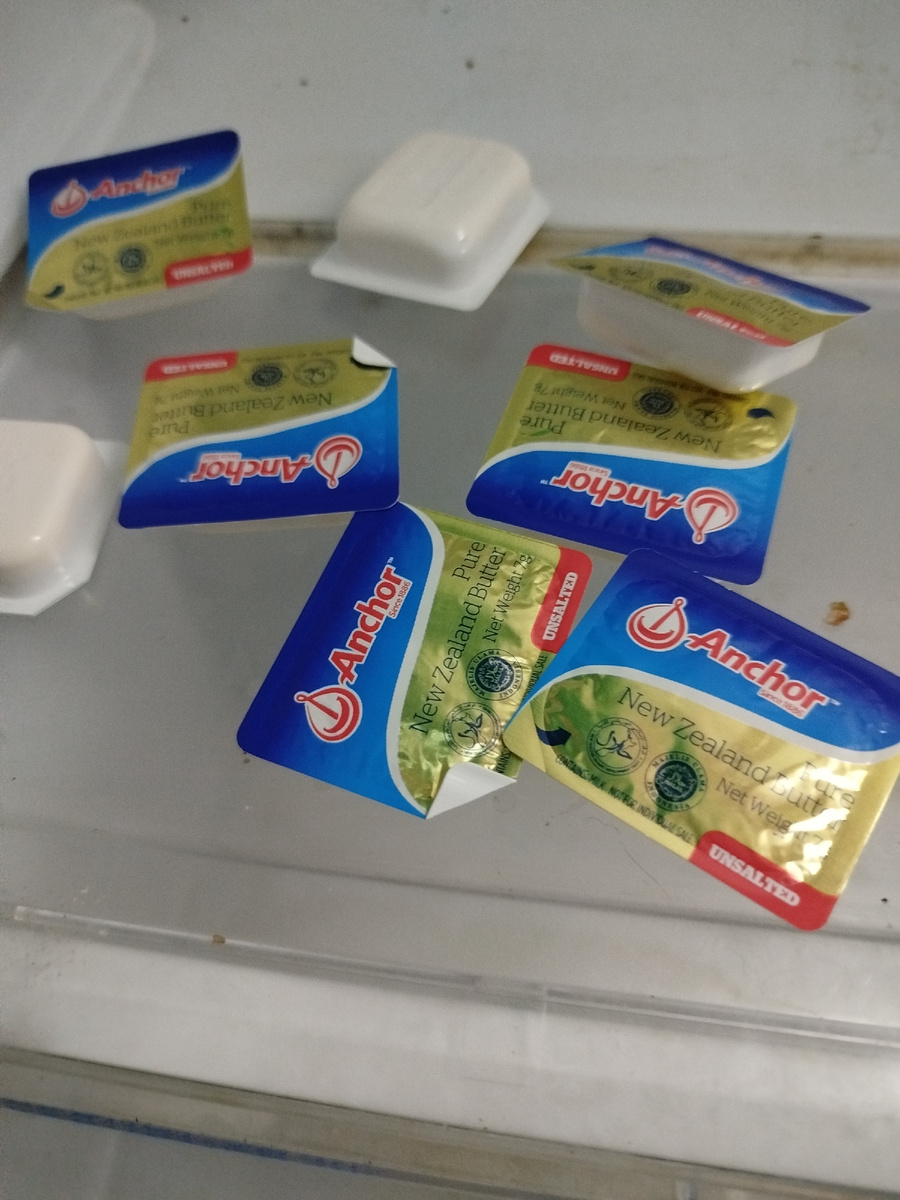На прошлой неделе ходили в магазин заморожены продуктов. Я купила упаковку минипао на пробу.  Минипао - это бапао, только маленькие. Рецепт я писала уже, оставлю ссылку на него внизу.-2