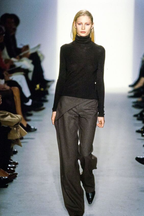 Calvin Klein Collection Fall 1997 Ready-to-Wear Fashion Show. Pinterest