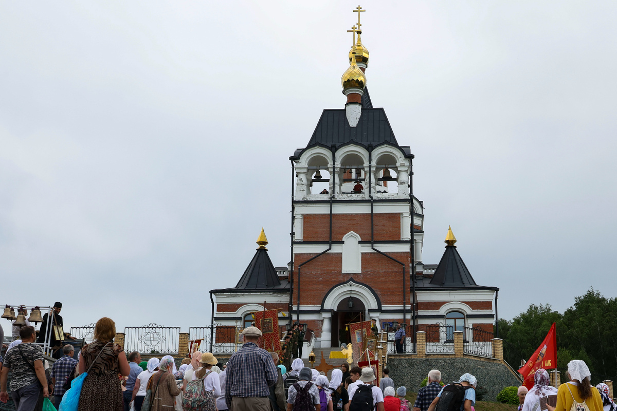 Храм в честь иконы Пресвятой Богородицы в Ложке