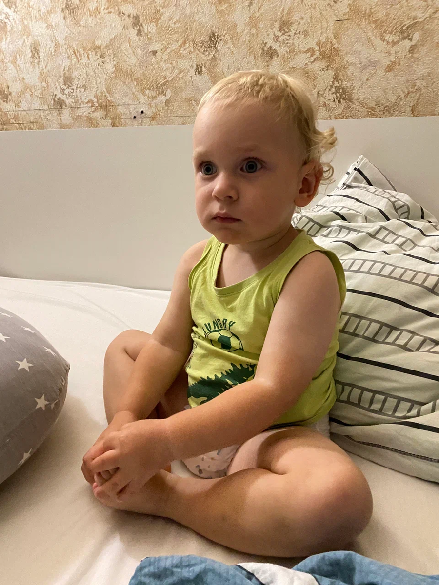 Подравняла мать чёлку блин :)))