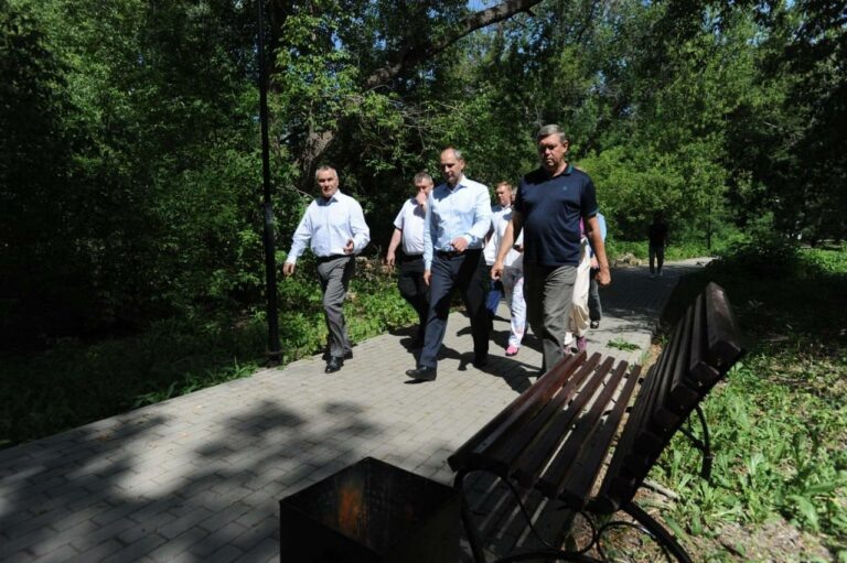    Денис Паслер: Продолжаем масштабную работу по выплатам пострадавшим от паводка Марина Шарт