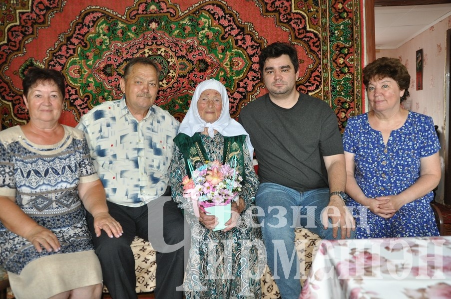 В Черемшанском районе в один день двум бабушкам исполнилось 95 лет