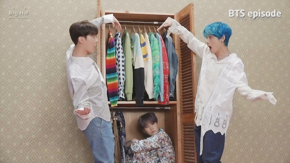 Юнги слишком буквально принял установку - встречаться ни с кем ...