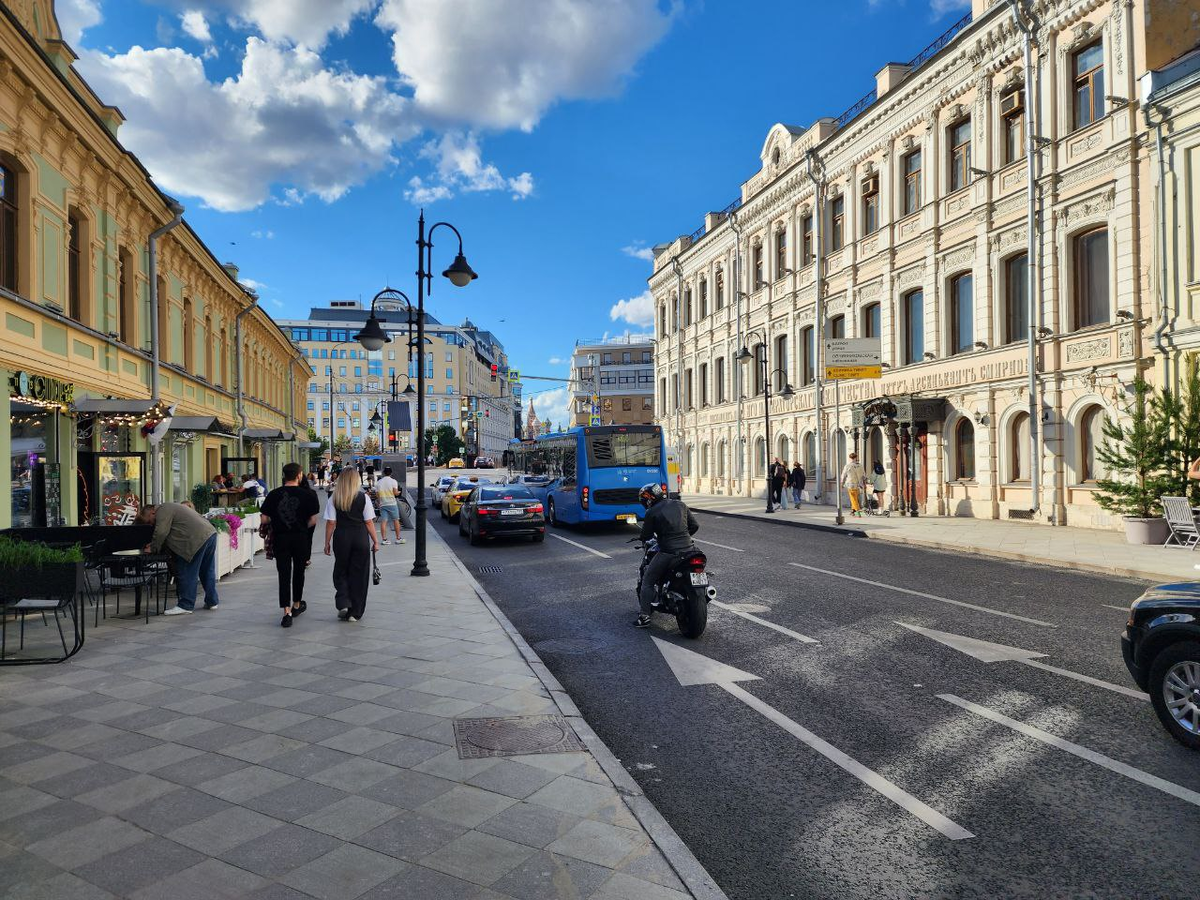 Где Лучше Остановиться в Москве ТУРИСТУ – Обзор Центра и Других районов |  Путешествия для Экономных Котиков | Дзен