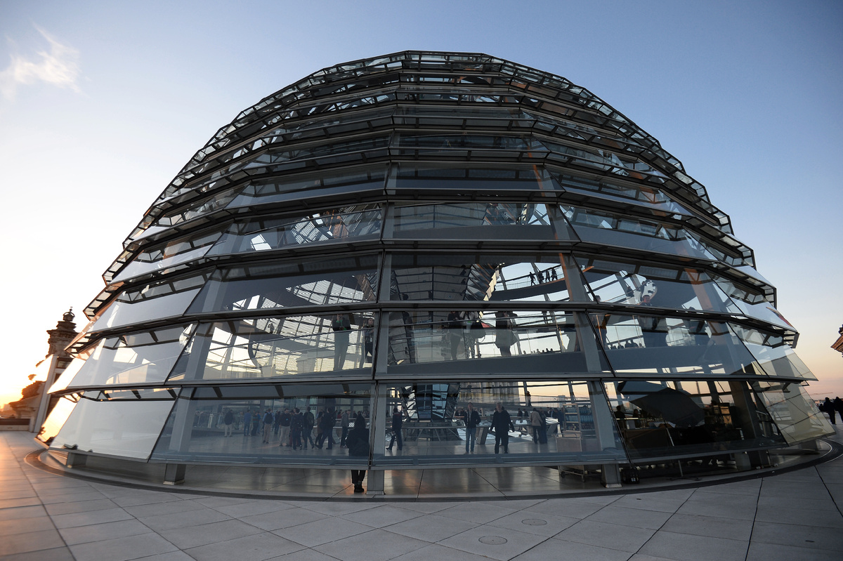 Купол Рейхстага в Берлине. Источник Яндекс.Картинки