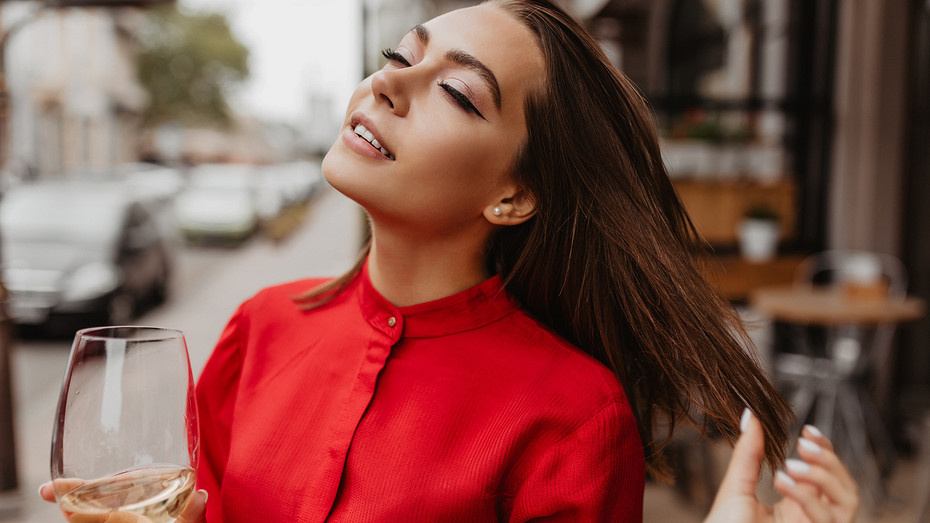     Источник здесь и далее: freepik.com/lookstudio