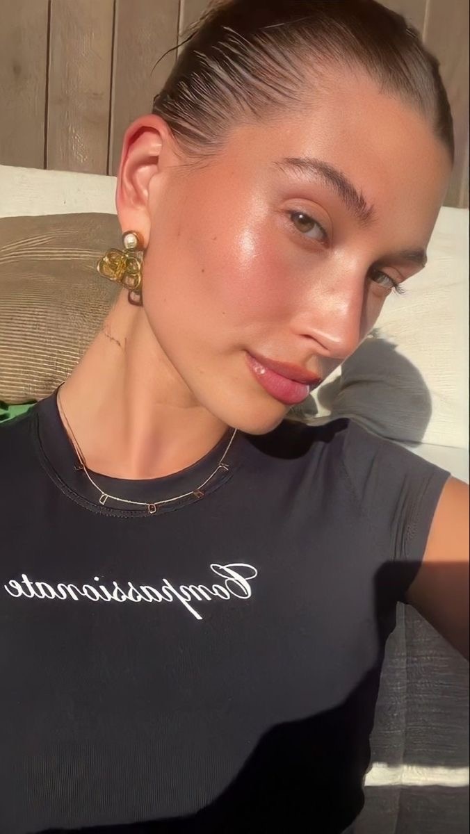 Хейли Бибер