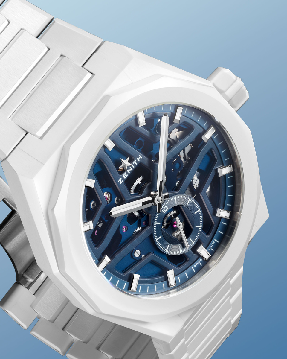 часы-скелетон Zenith Defy Skyline