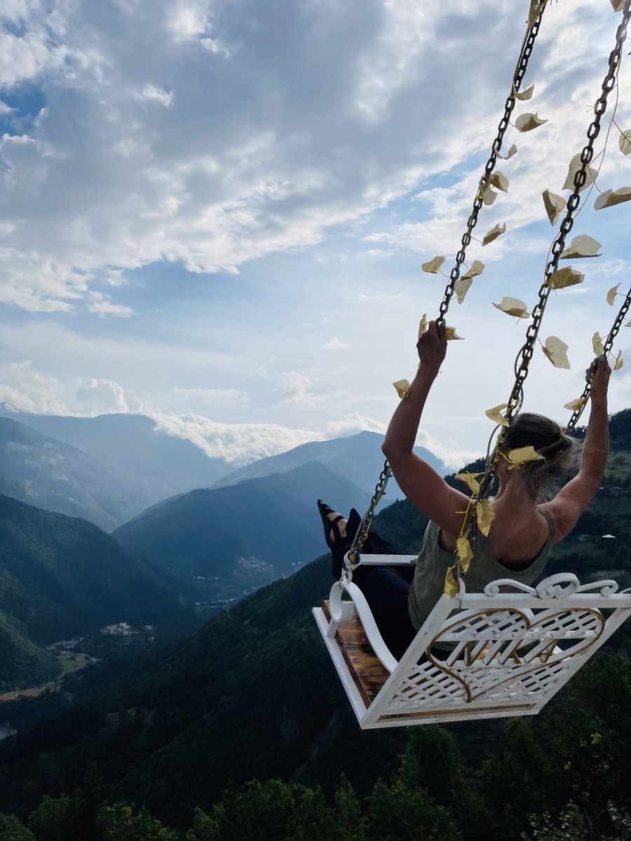 Выход за рамки — это единственный способ узнать свои границы и достичь успеха в жизни.

