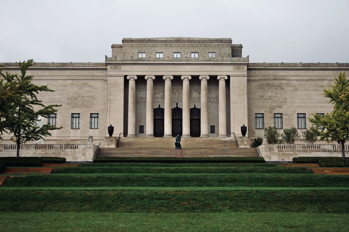 Nelson-Atkins Museum of Art (Музей искусств Нельсон-Аткинс)