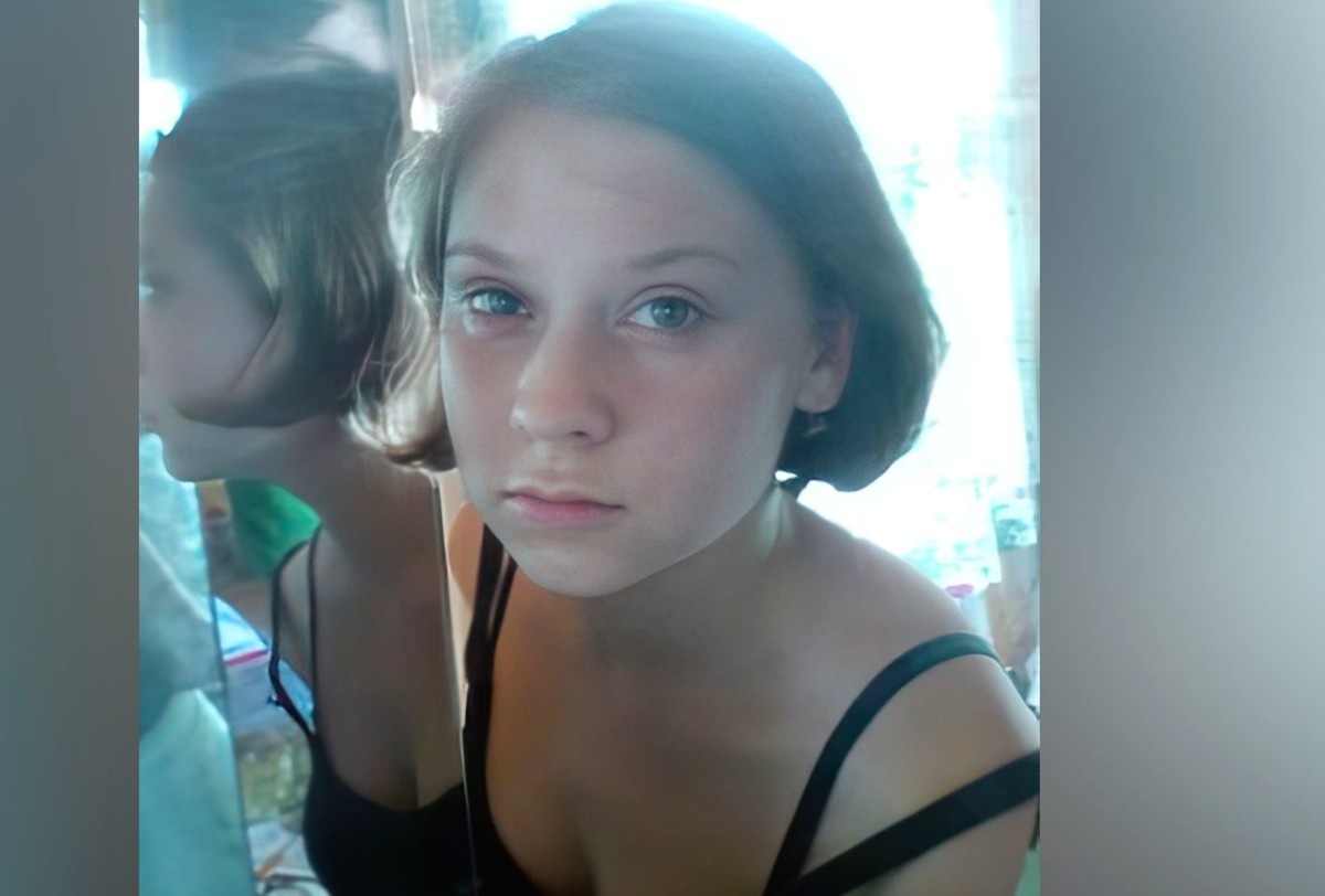 на фото Надежда Лумпова в юности