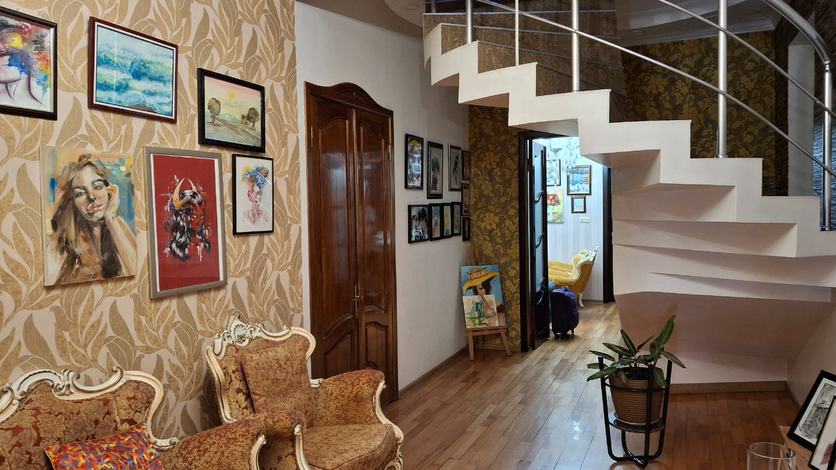 Холл отеля. Фото автора