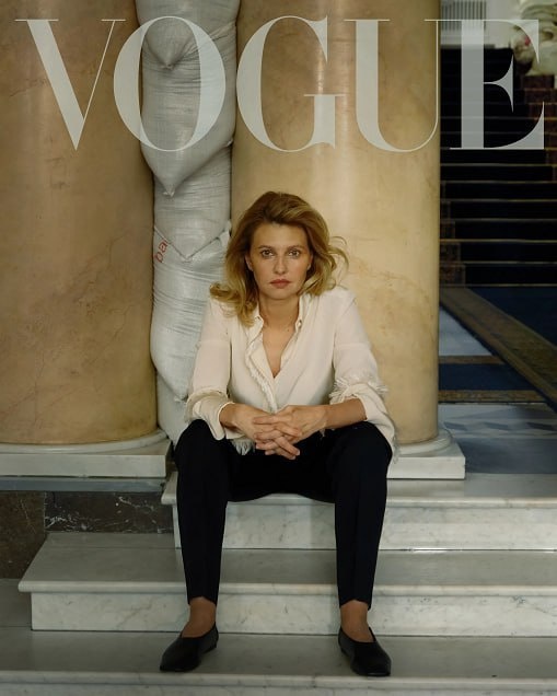Для журнала Vogue Зеленская скромничала Источник: Vogue