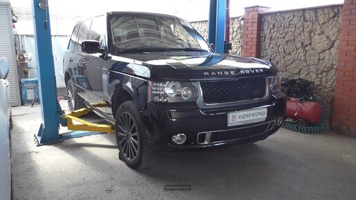 Замена стоек переднего и заднего стабилизатора на Range Rover Vogue 4,4 Ленд Ровер Вок 2010 г