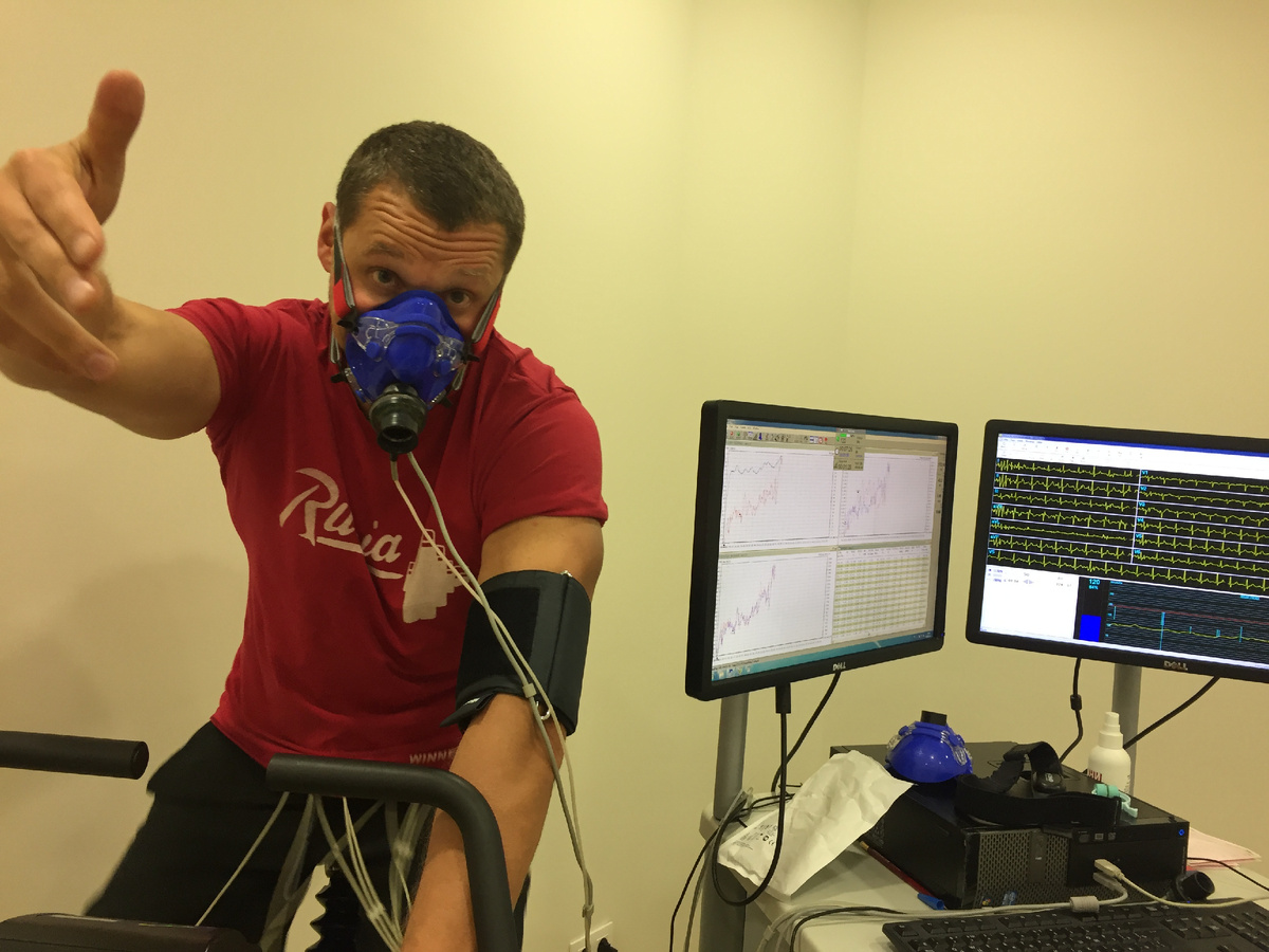 "Телефон отдай :)" Тестирую сам себя.