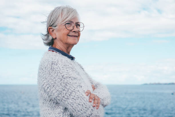 Женщина, достигнув пенсионного возраста, обратилась в Пенсионный фонд (ныне Социальный фонд) с заявление о назначении пенсии по старости.
