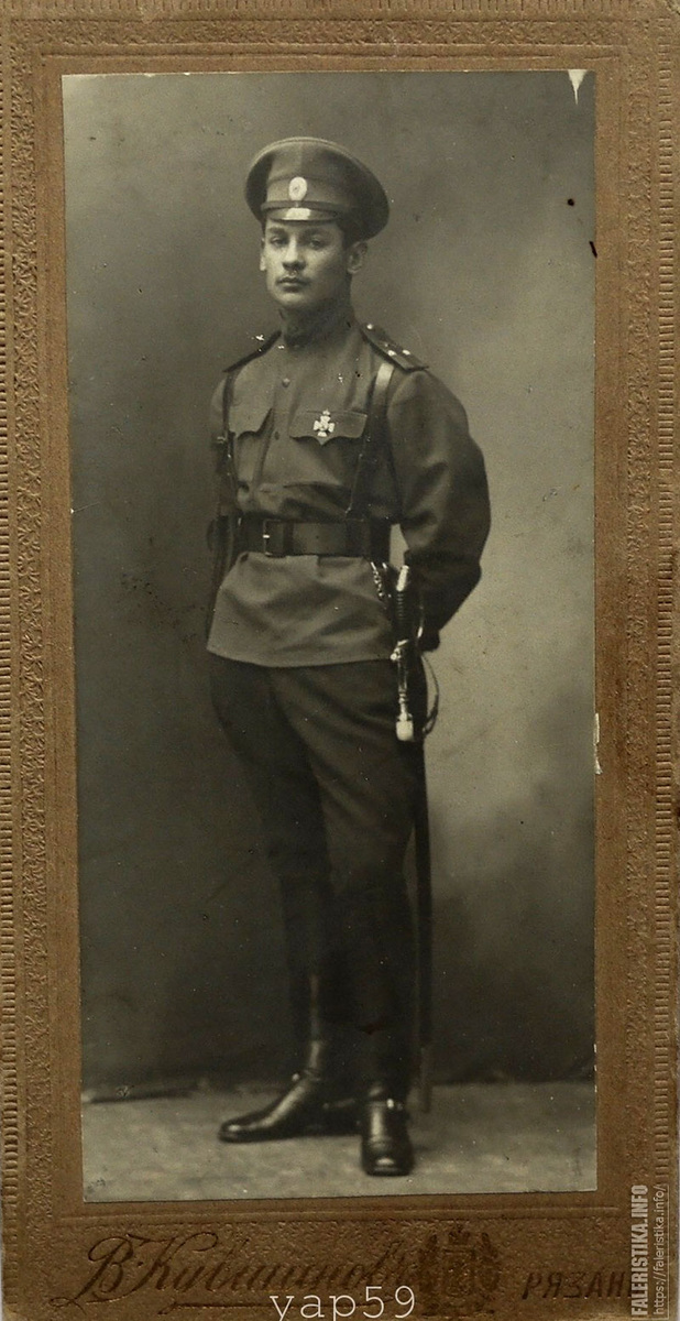 Что-то типа такого рисовалось у меня в голове. Картинка из Интернета, если кто будет против - удалю.